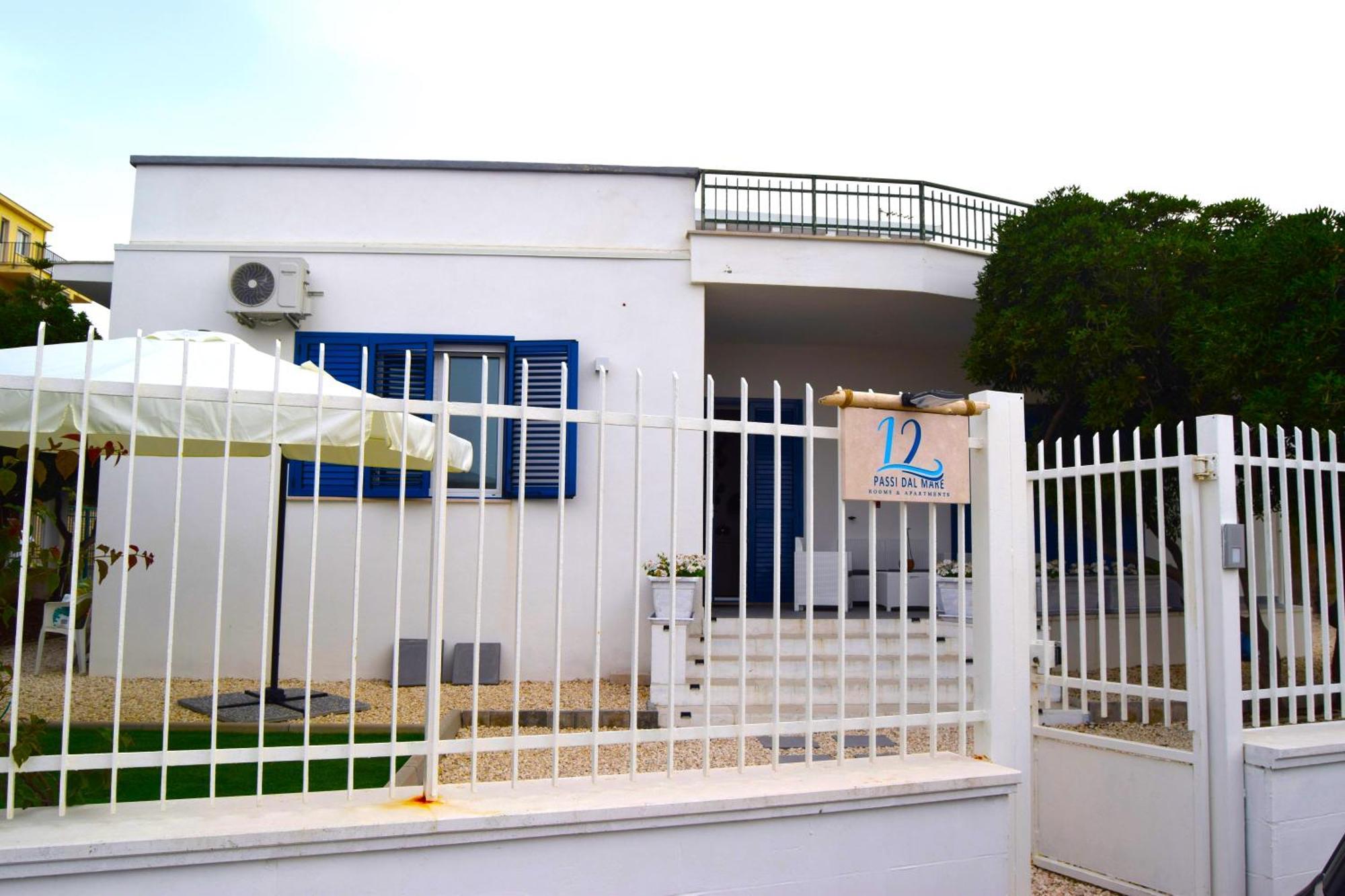 Hotel 12 Passi Dal Mare à Bari Extérieur photo