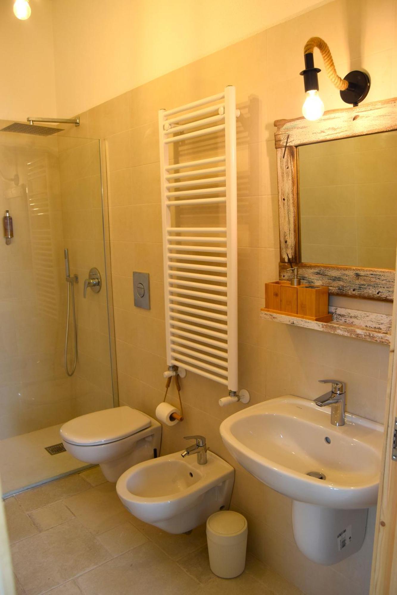 Hotel 12 Passi Dal Mare à Bari Extérieur photo